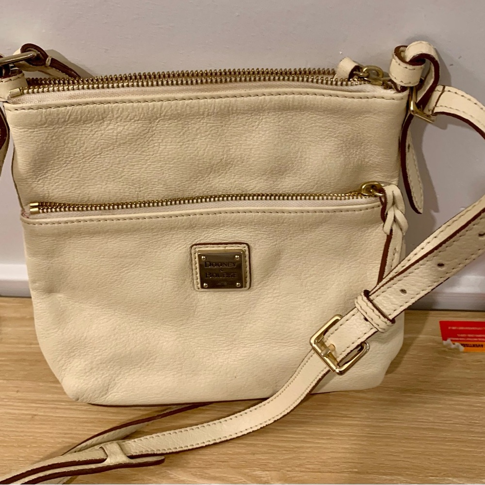 Dooney & Bourke Cream Leather Crossbody Purse with Gold Hardware